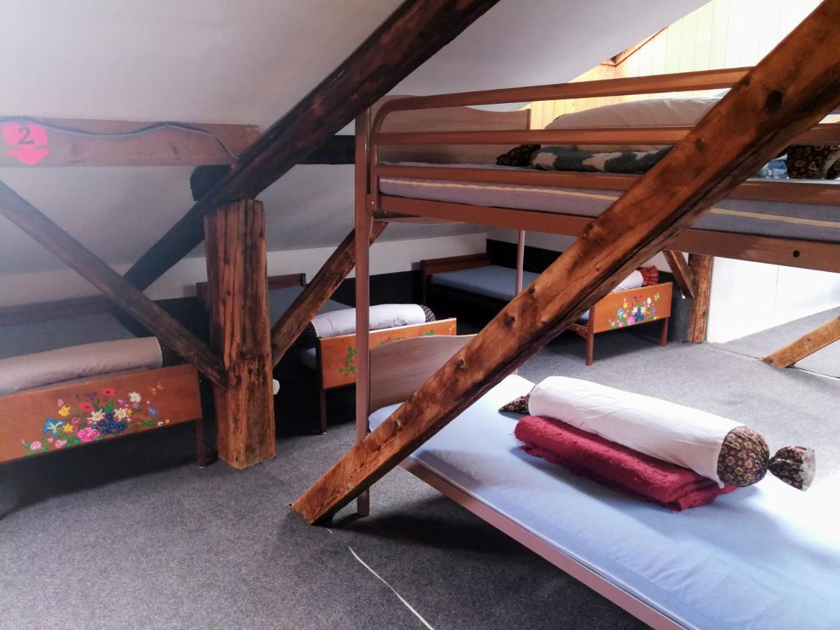 Le Chamoniard Volant Hostel Chamonix Bagian luar foto